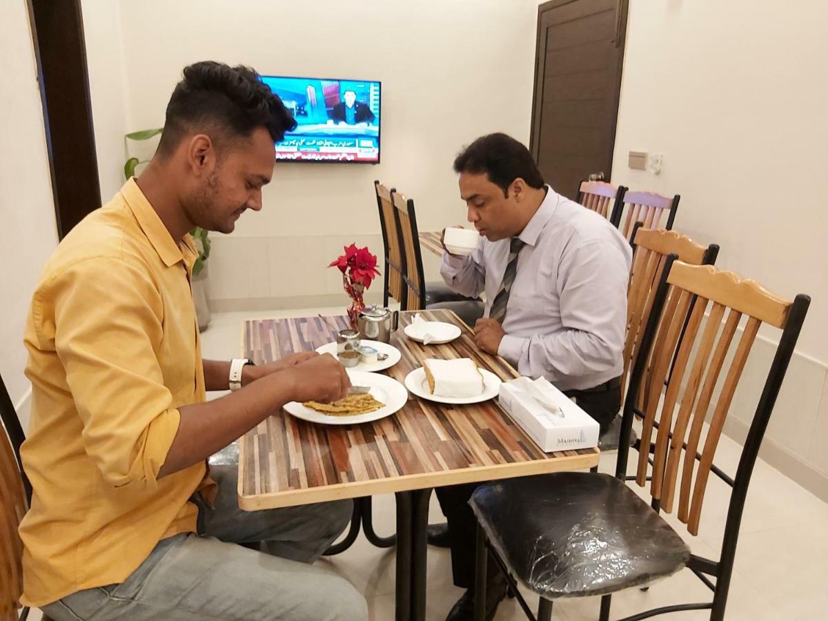 Hotel Mairona Gulberg لاهور المظهر الخارجي الصورة