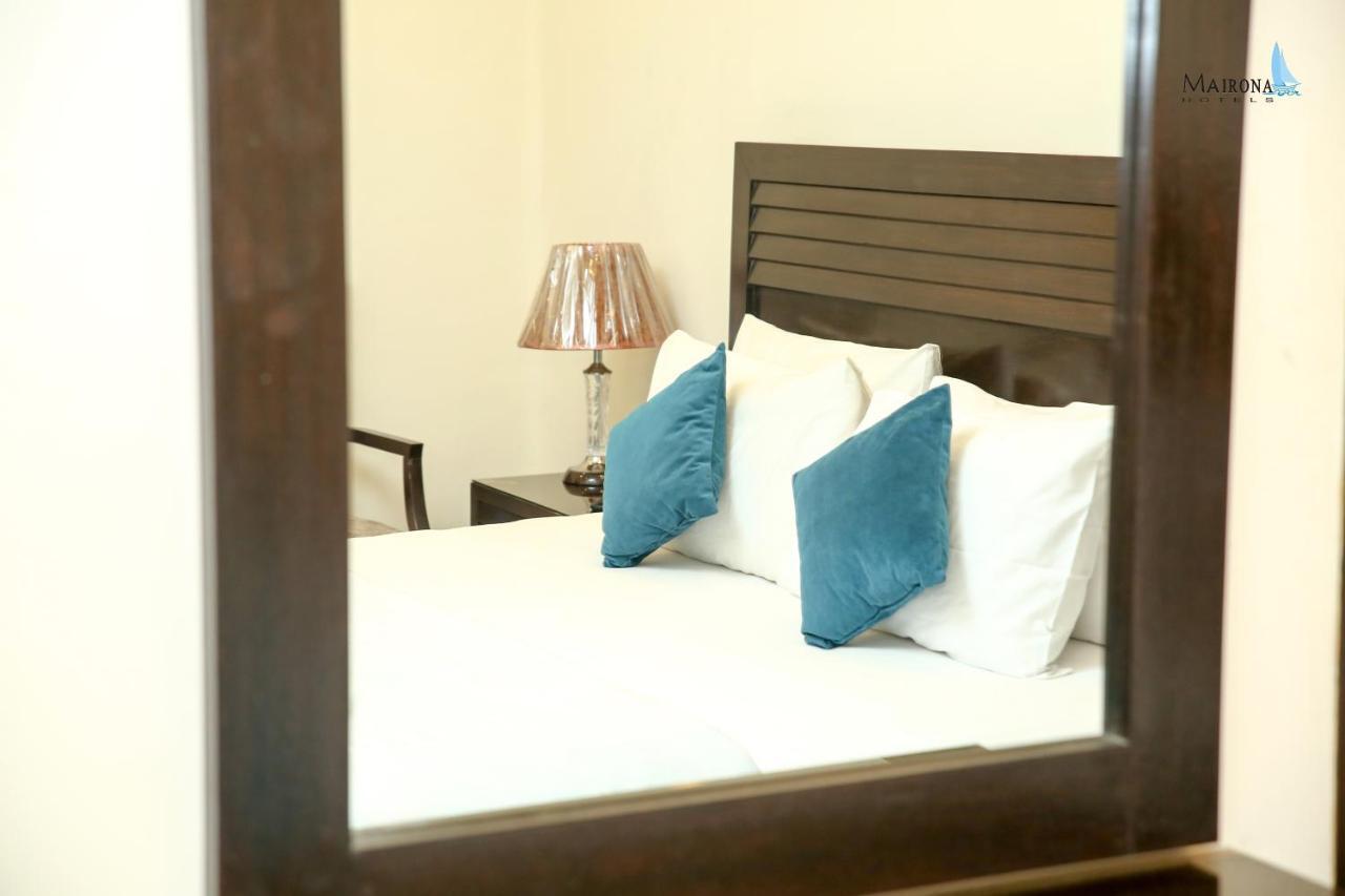 Hotel Mairona Gulberg لاهور المظهر الخارجي الصورة