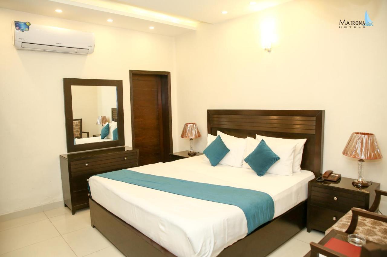 Hotel Mairona Gulberg لاهور المظهر الخارجي الصورة