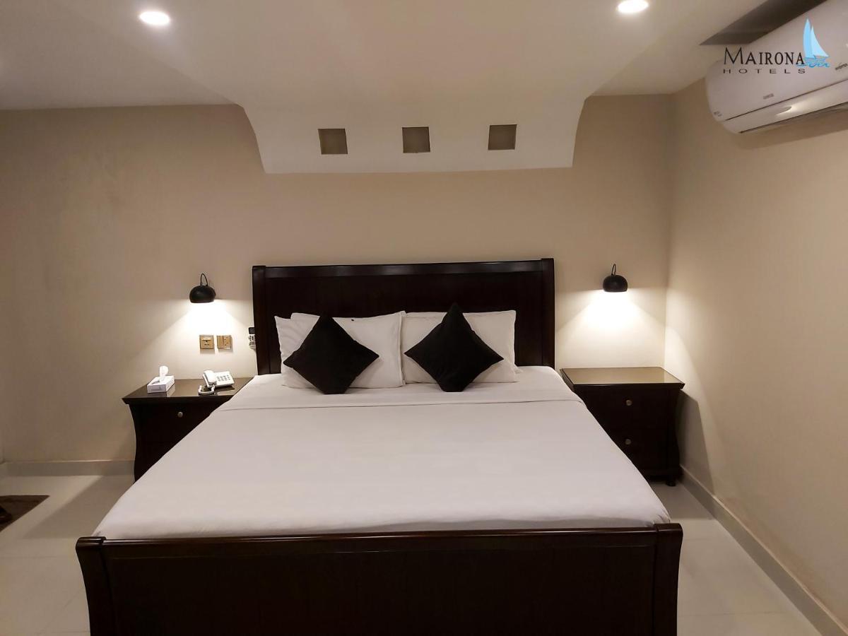 Hotel Mairona Gulberg لاهور المظهر الخارجي الصورة