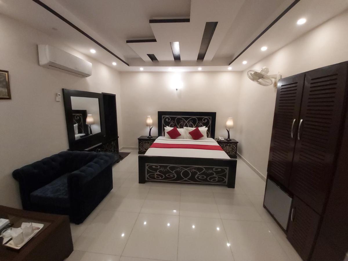 Hotel Mairona Gulberg لاهور المظهر الخارجي الصورة
